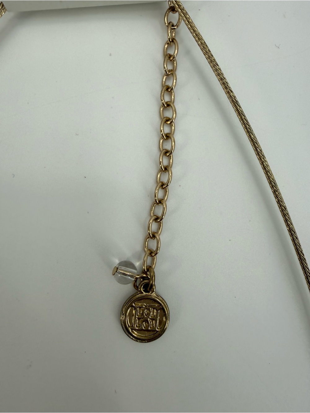 Dana Buchman Gold Tone Pendant Necklace Brown Resin Geometric Medallion - Picture 7 of 16